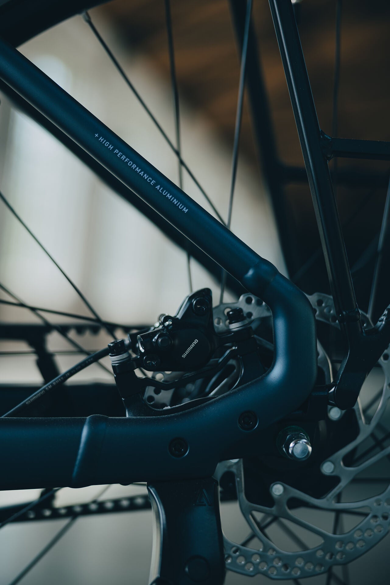 Cube Supreme Hybrid Deluxe ONE 600 navyblack´n´black Easy Entry 2027 – E-Trekkingrad – Detailansicht 12