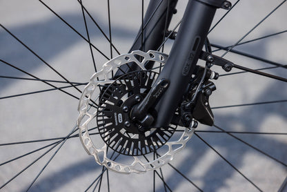 Cube Supreme Hybrid Deluxe SLT 600 slabgrey´n´chrome Easy Entry 2027 – E-Trekkingrad – Detailansicht 9