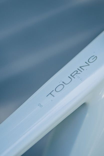 Cube Touring Hybrid ONE 600 metallicwhite´n´chrome 2027 – E-Trekkingrad – Detailansicht 8