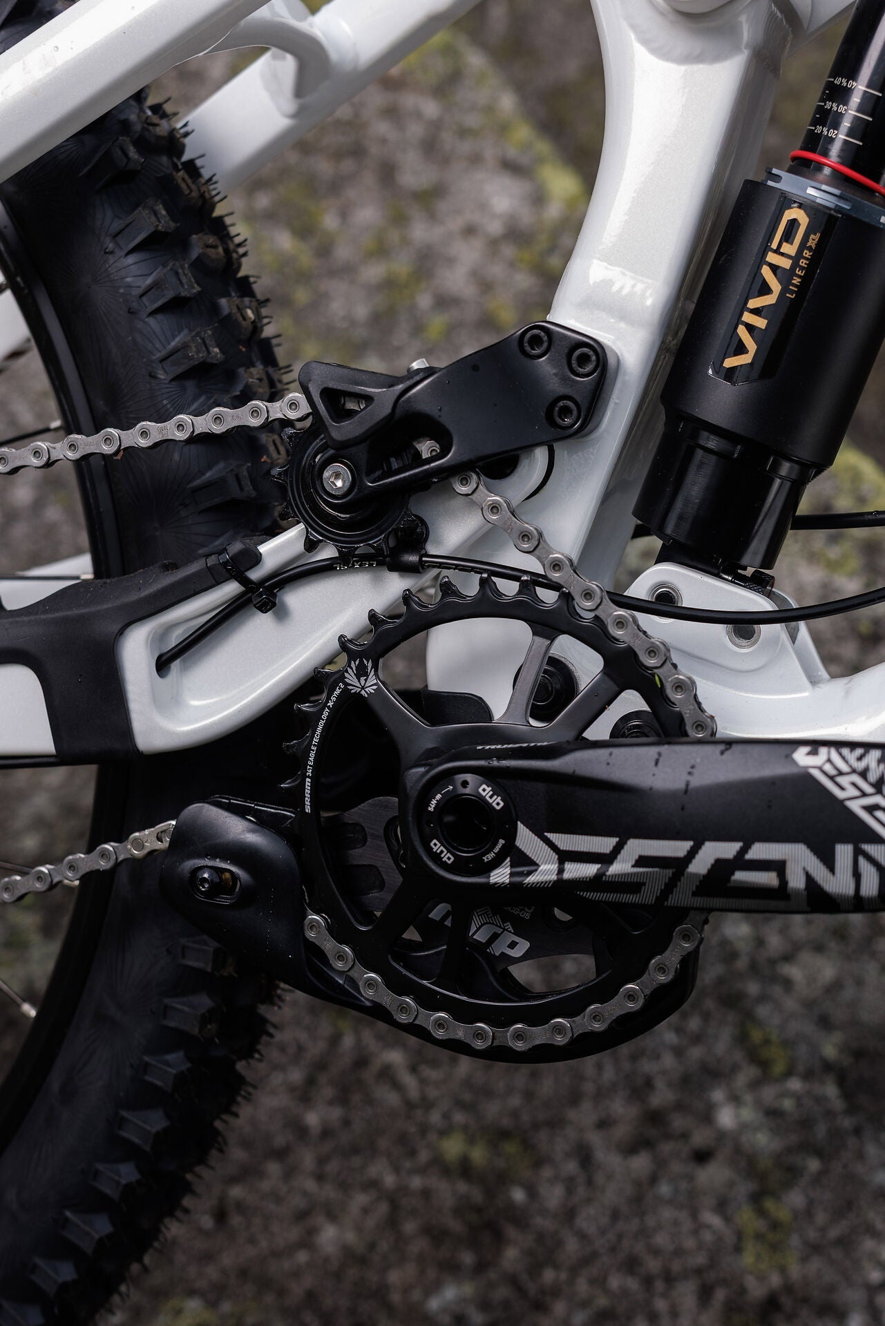 Cube TWO15 Race powdergold´n´black 2027 – Mountainbike Fully – Detailansicht 9