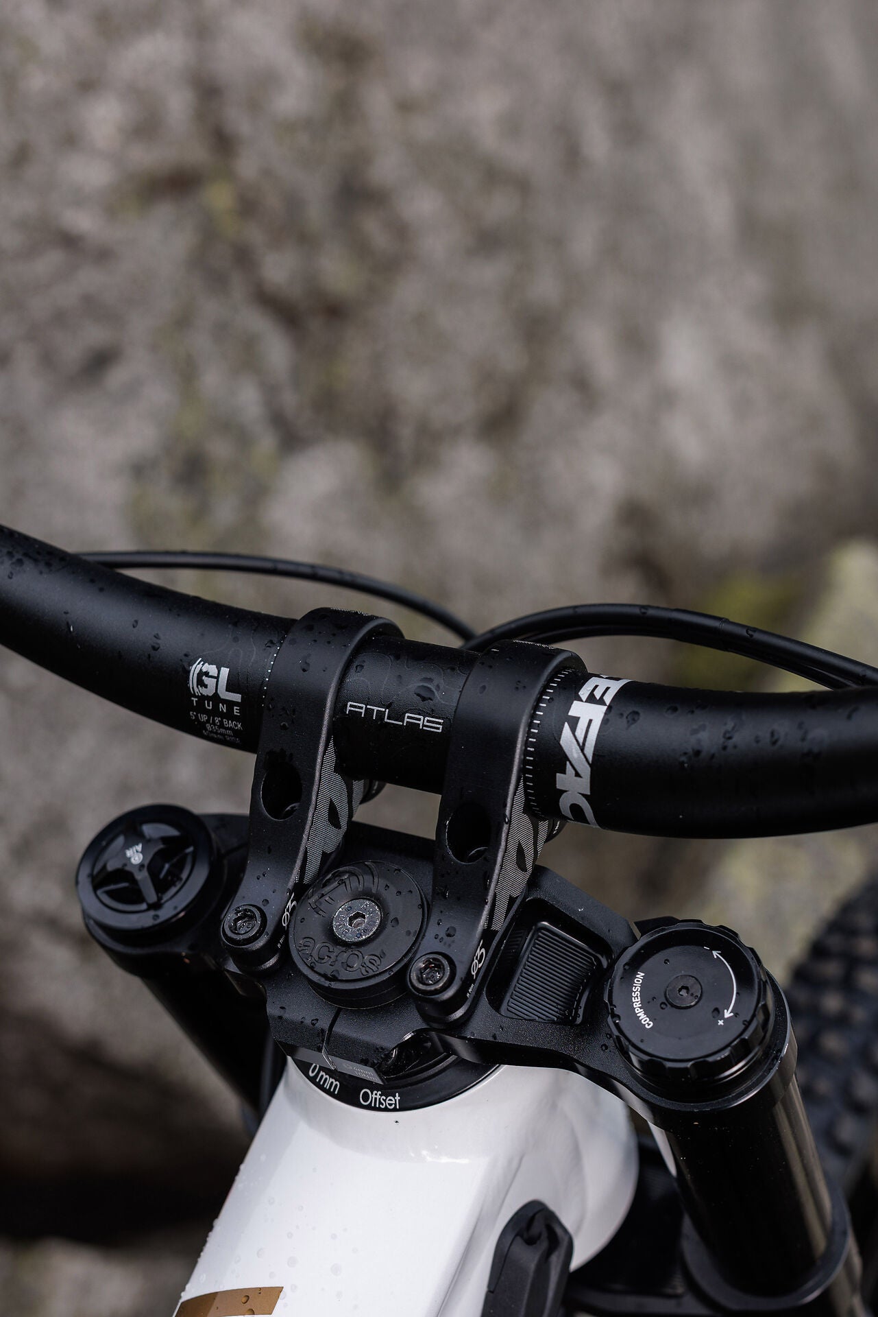 Cube TWO15 Race powdergold´n´black 2027 – Mountainbike Fully – Detailansicht 14