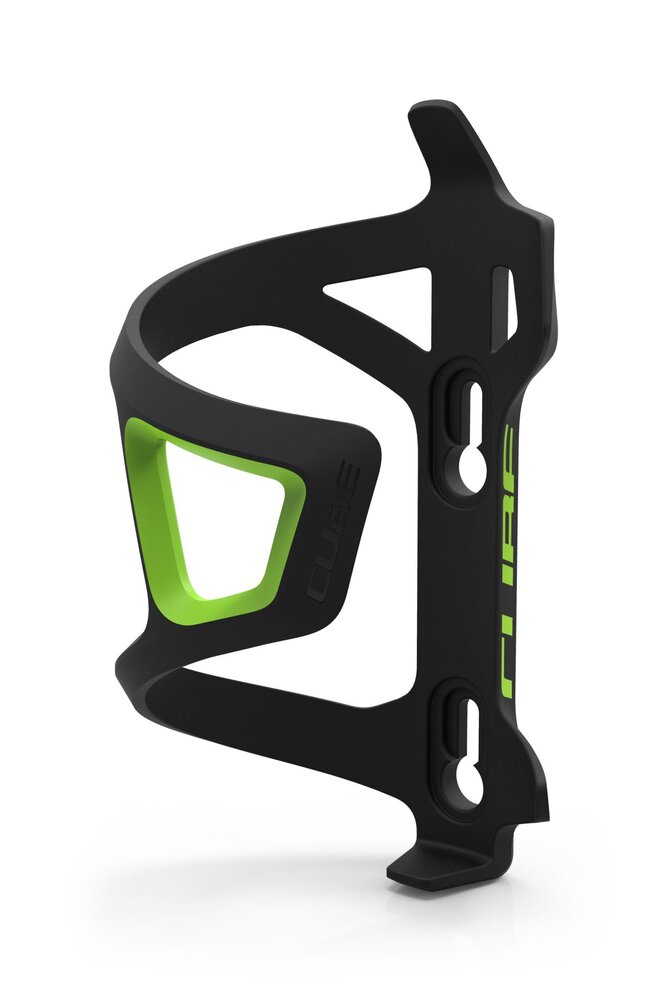 Der CUBE Flaschenhalter HPP Sidecage von Cube ist ein schwarz-grüner, moderner Side-Entry-Flaschenhalter mit "CUBE" an der Seite. Perfekt als seitlicher Flaschenhalter für E-Bikes. Schlichter weißer Hintergrund.