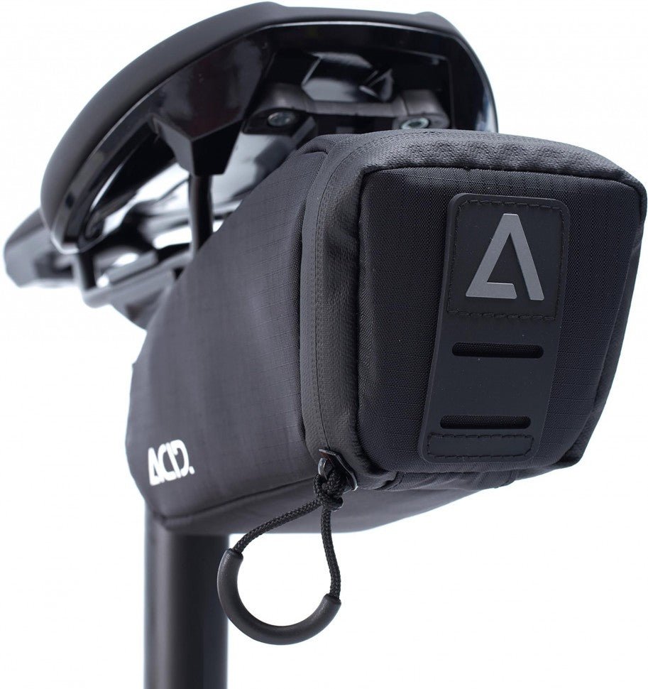 ACID Satteltasche CLICK M black