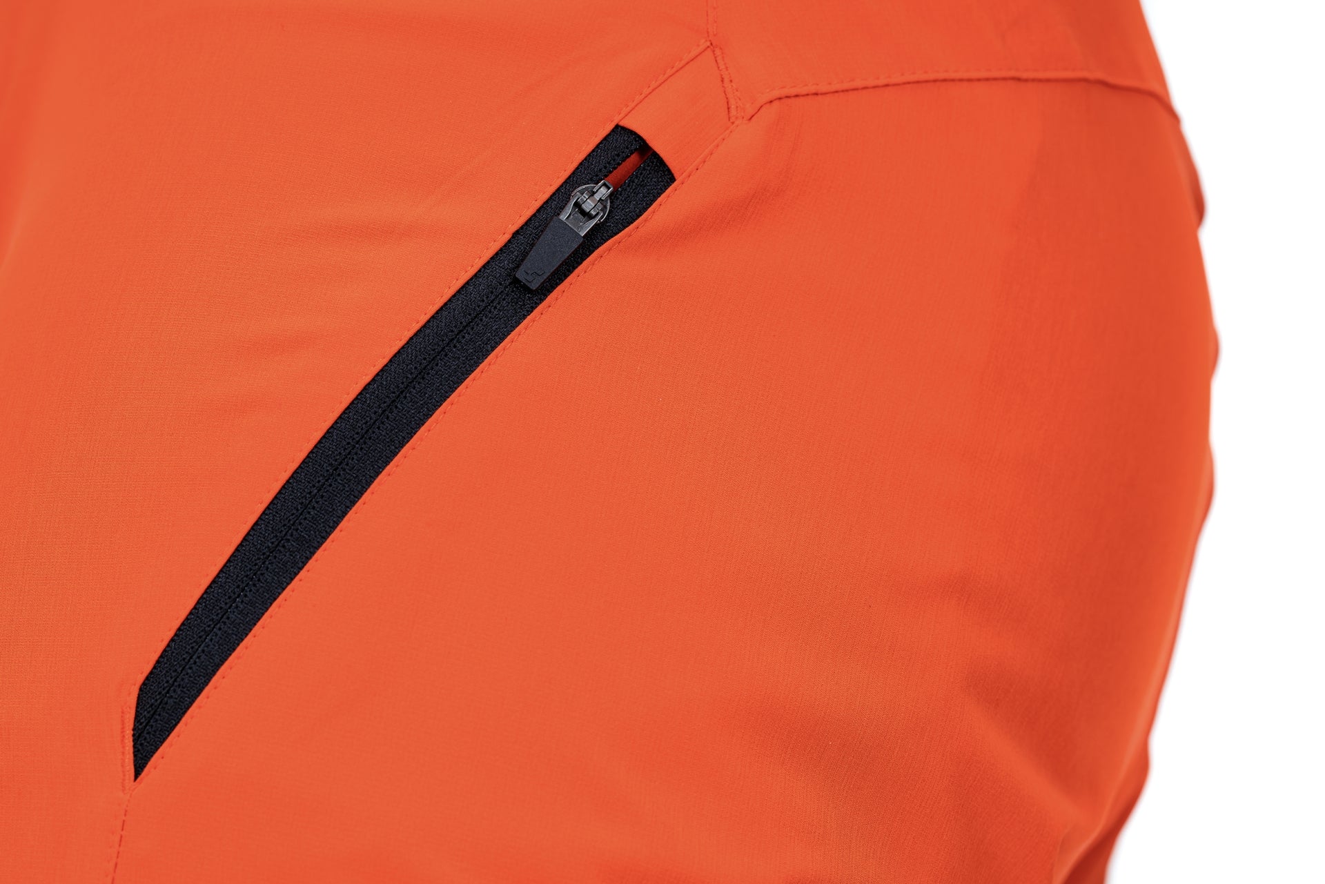 CUBE VERTEX Lightweight Baggy Shorts orange S