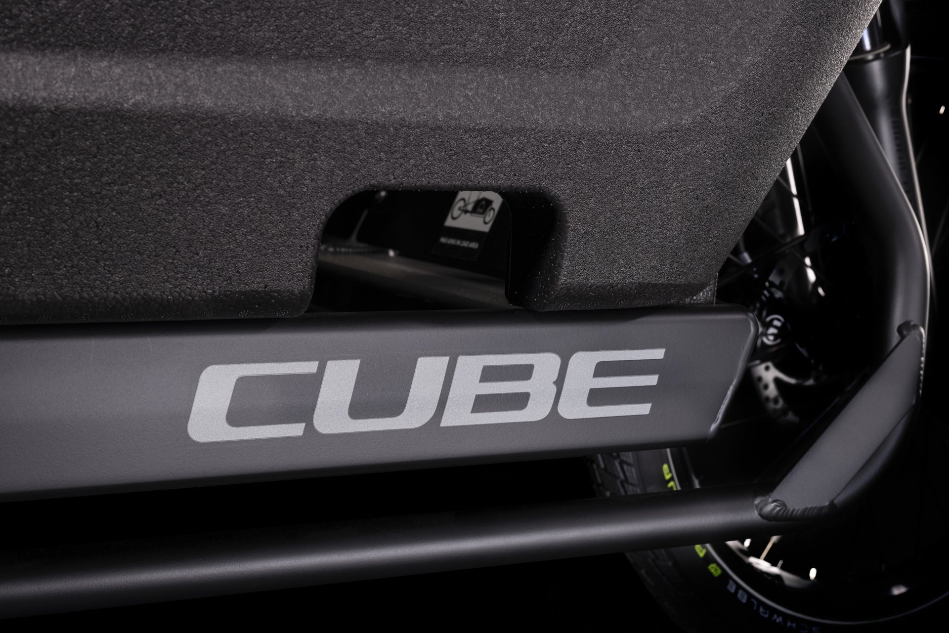 CUBE Cargo Dual Hybrid 1000 flashgrey´n´black 2023