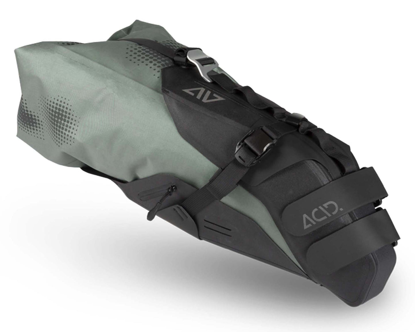 Die ACID Satteltasche PACK PRO 15 Liter black'n'green ist eine wasserdichte Bikepacking-Satteltasche mit verstellbaren Riemen, einem Rolltop-Verschluss und dem ACID-Logo, die unter dem Fahrradsattel montiert werden kann.